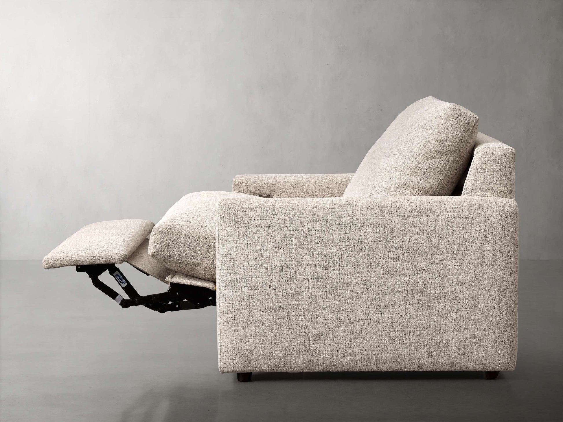Kipton Motion Recliner