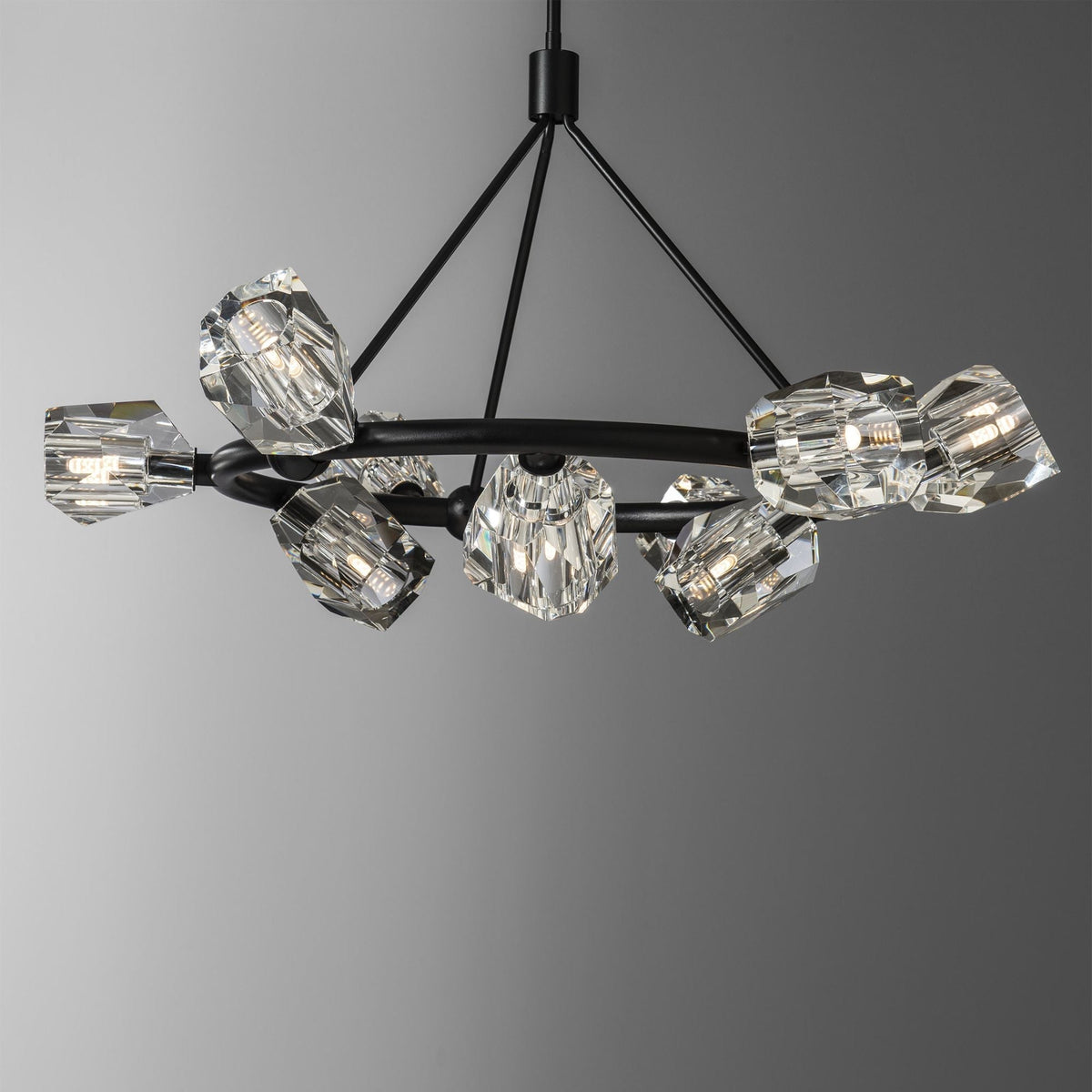 Gatsby 9-Light Ring Pendant 9-Light Crystal in Black