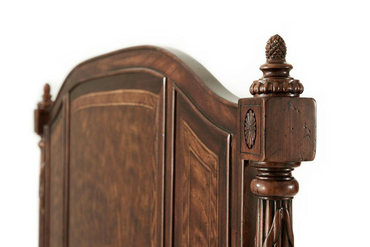 Theodore Alexander Brooksby Bed