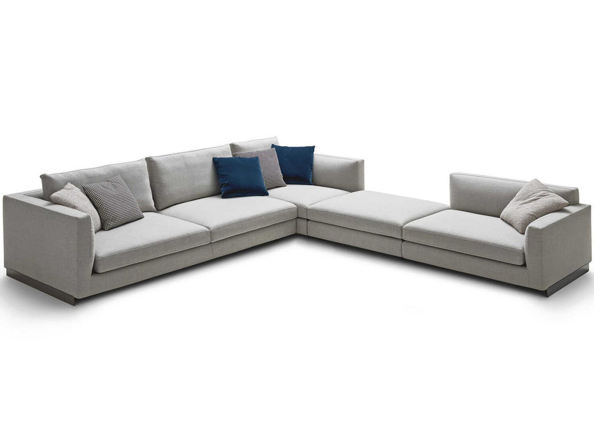 Rendez-vous Upholstered Sectional Sofa