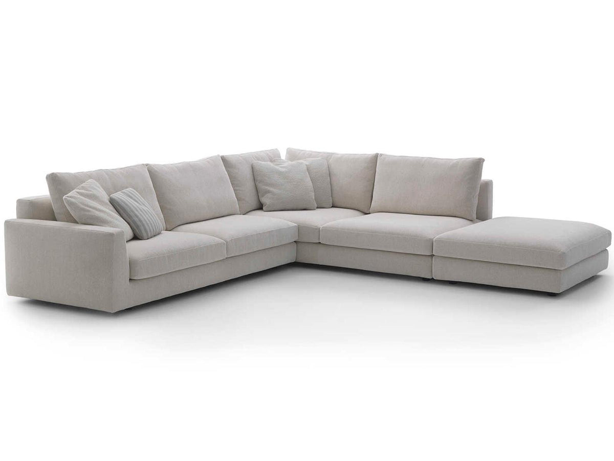 Rendez-vous Upholstered Sectional Sofa