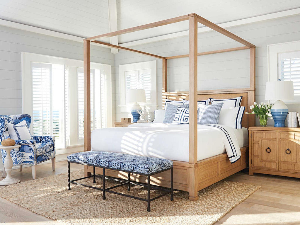 Shorecliff King Canopy Bed in Sandstone Finish