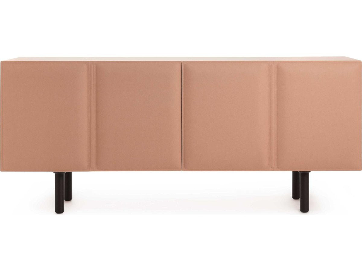 Tacito 89 Media Console,"<div class="flex flex-col max-w-1/4">
<span class="w-full text-base font-semibold mb-2">Features</span><ul class="list-disc pl-5">
<li class="text-sm my-1"><div class="w-full html-content-container">MDF, doors in felt, feet in ano
