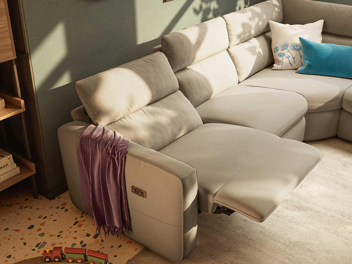 Timoti Upholstered Sectional Sofa
