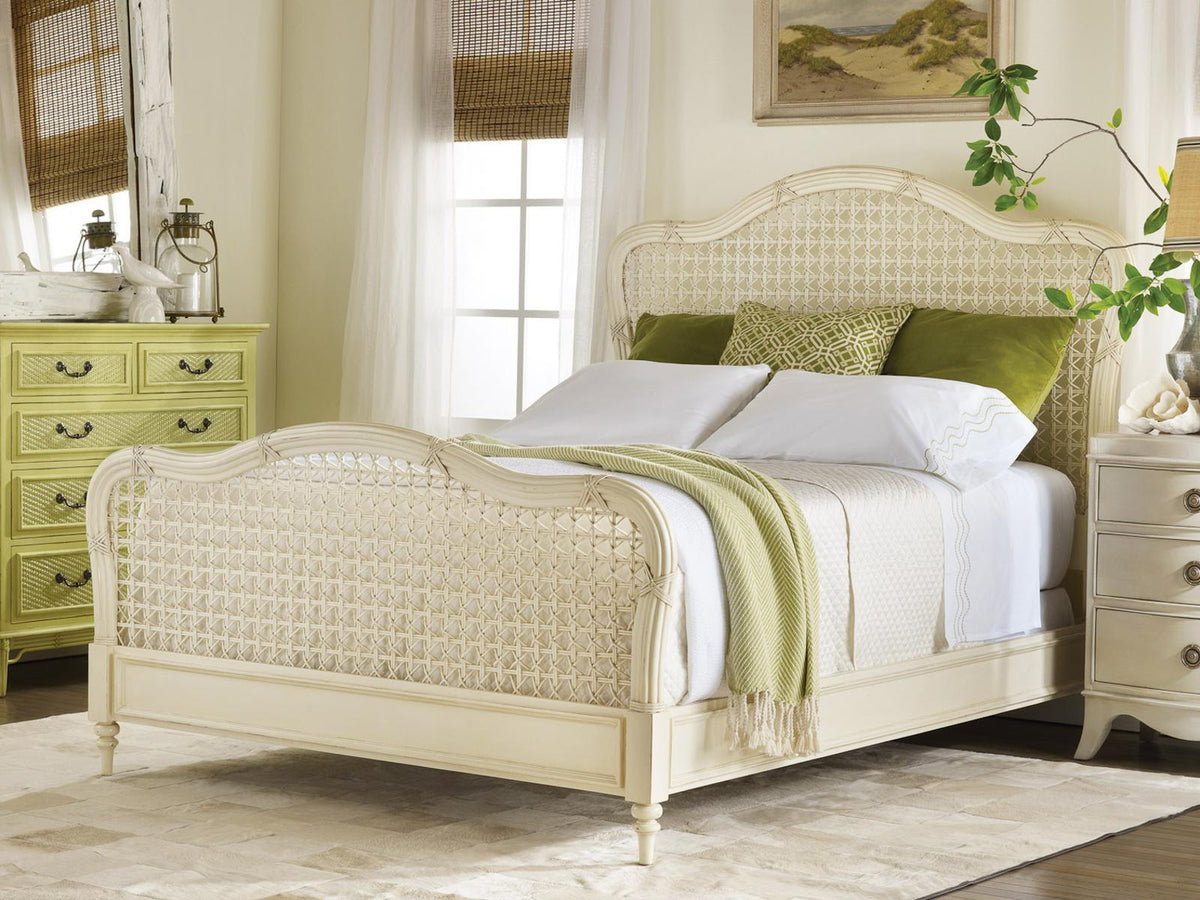 Amelia Island Twin Panel Bed in Mahogany