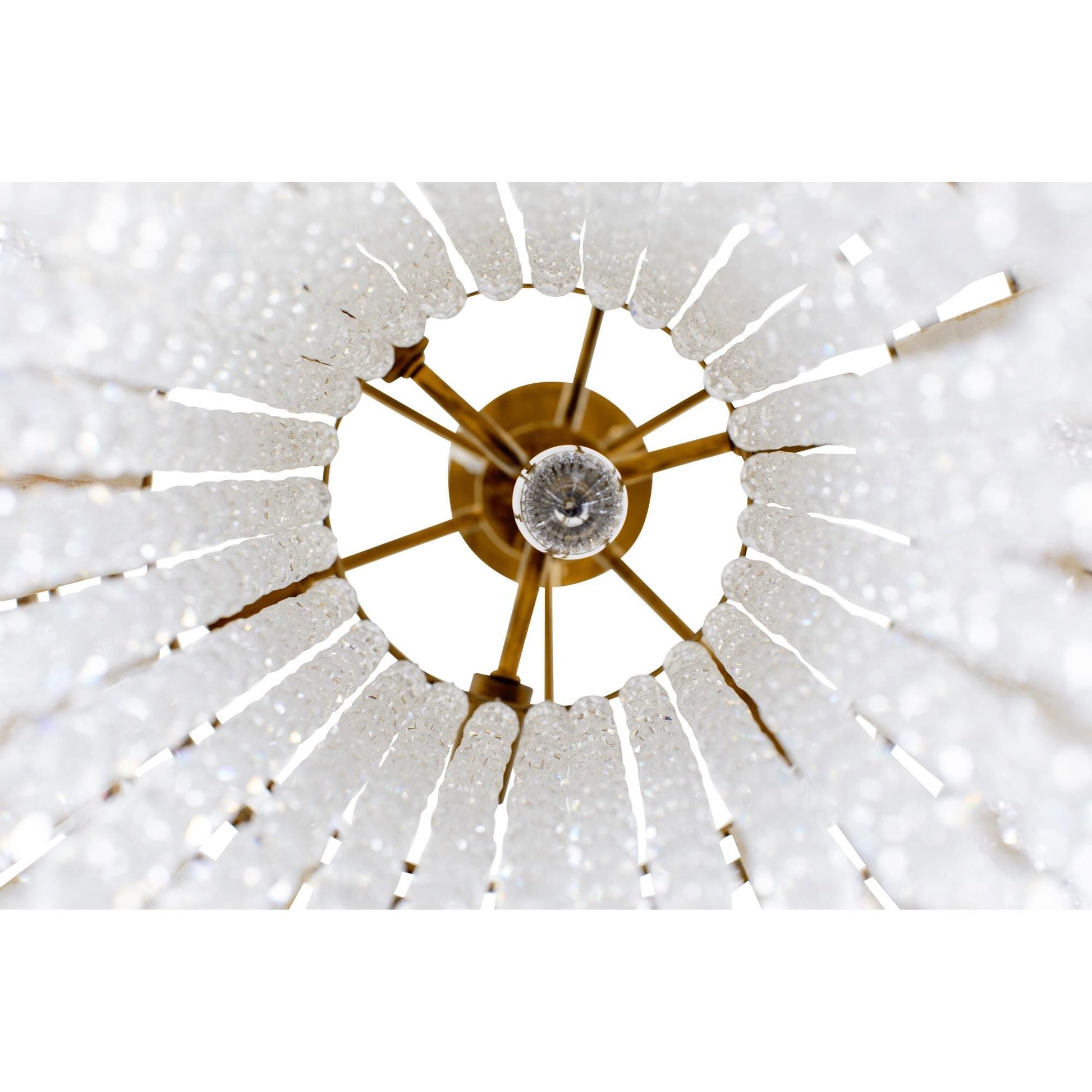 Varaluz Lafayette 24 Inch 7 Light Chandelier Cp749242