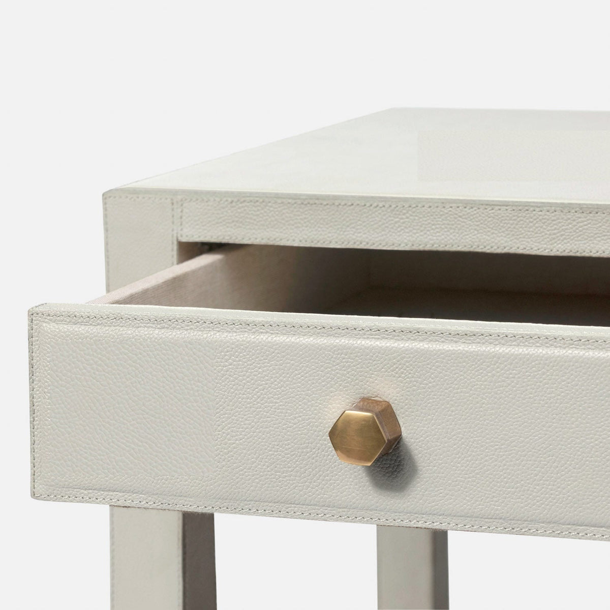Conner Nightstand 18"