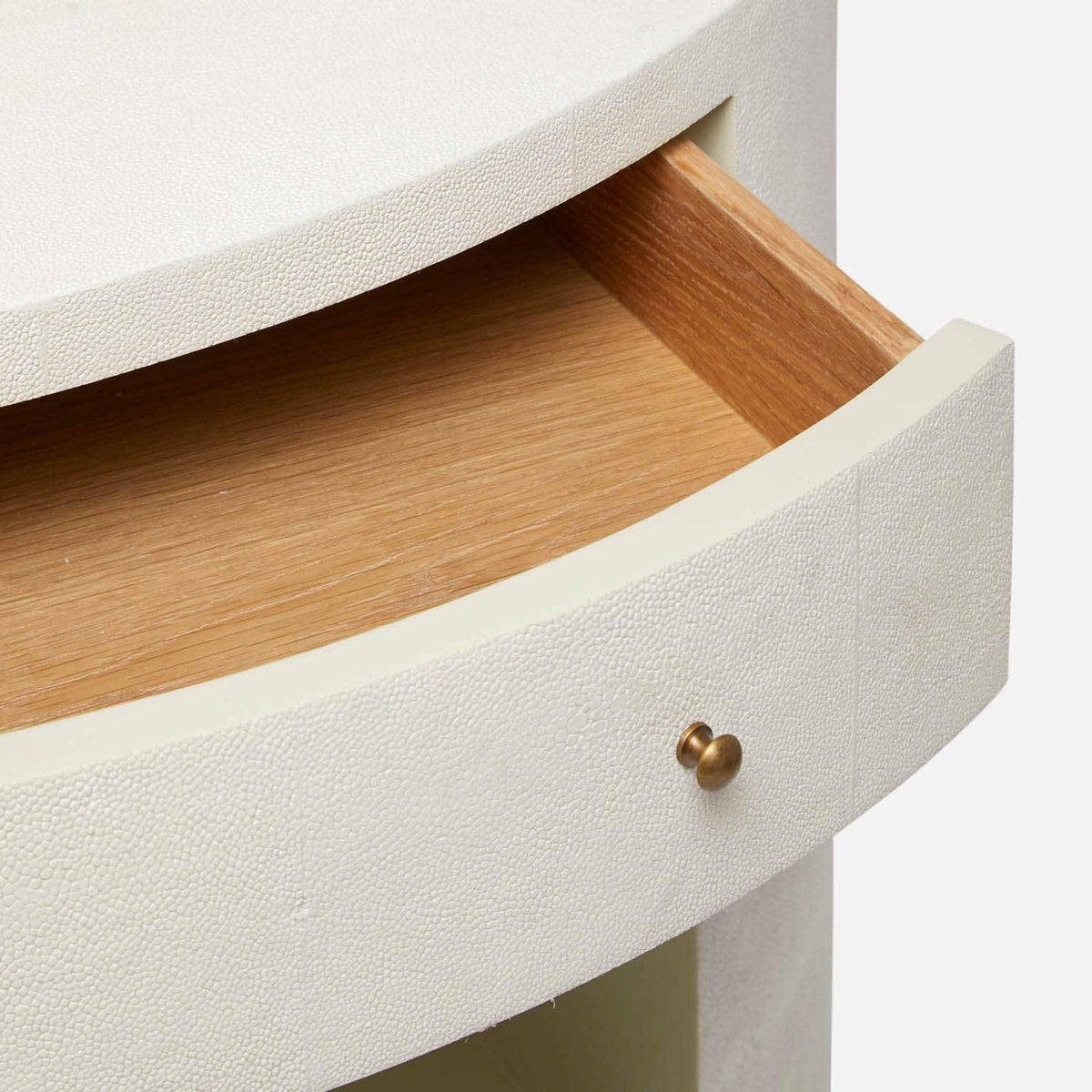 Nerine Nightstand 30"