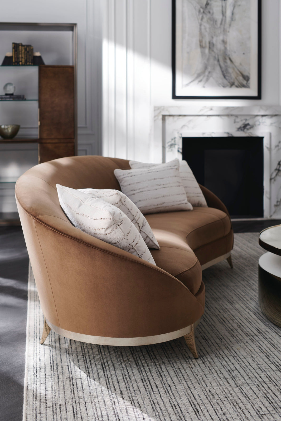 Caracole Signature Metropolitan Main Event Sofa (UPH-025V-040-B) INV