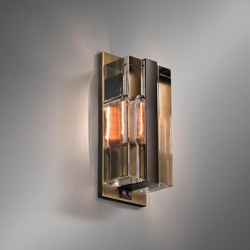 Yagern Crystal Brass Wall Sconce (Small)